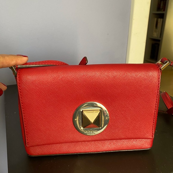 Kate Spade black,red bag cross body. Wallet free! - Picture 4 of 6